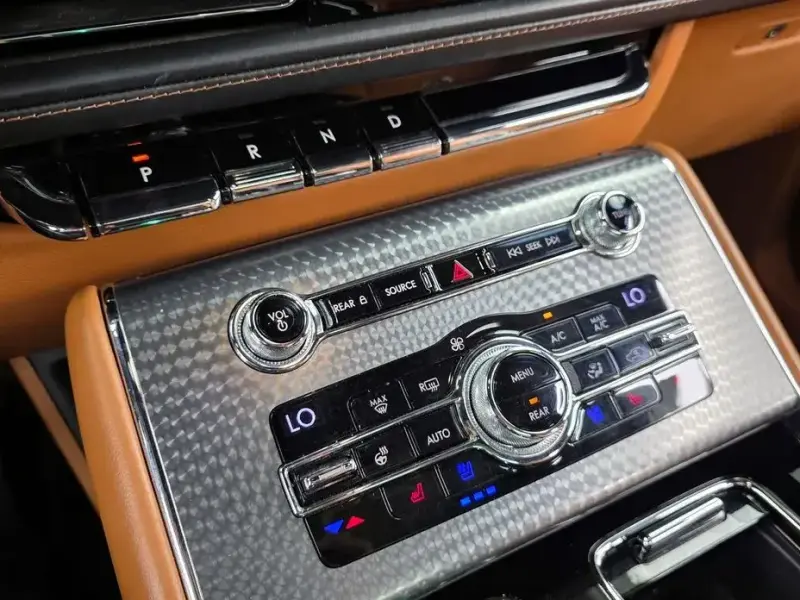 2020 Lincoln Aviator с пробегом 76 377 км