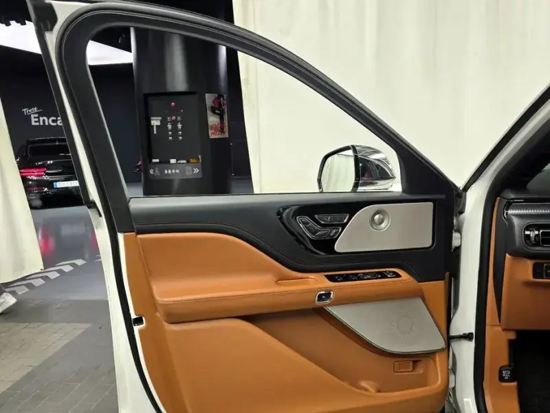 2020 Lincoln Aviator с пробегом 76 377 км