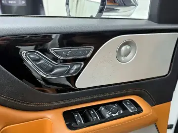 2020 Lincoln Aviator с пробегом 76 377 км