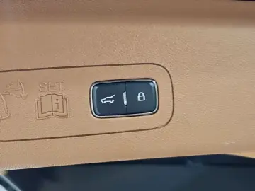 2022 Lincoln Aviator с пробегом 63 663 км