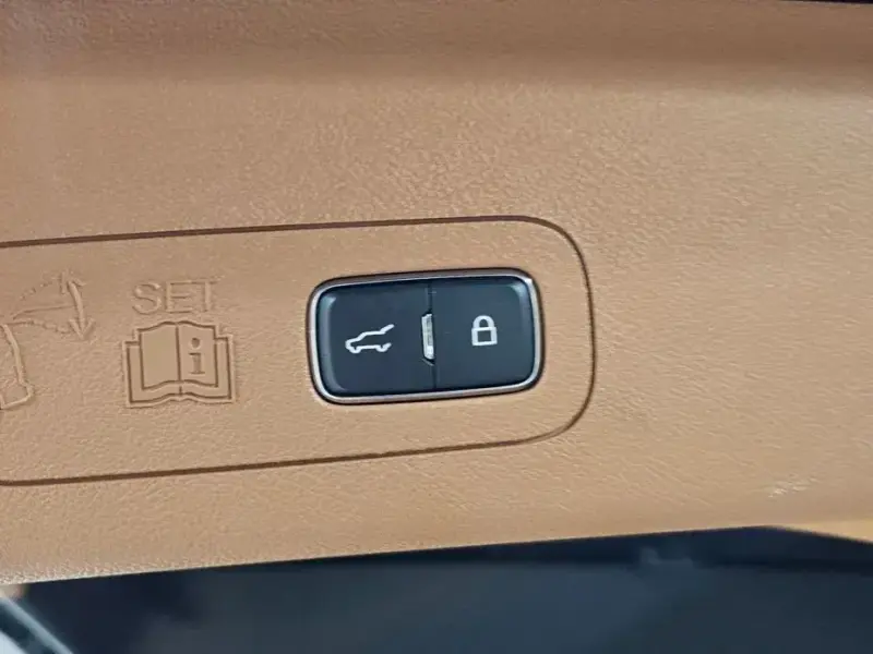 2022 Lincoln Aviator с пробегом 63 663 км