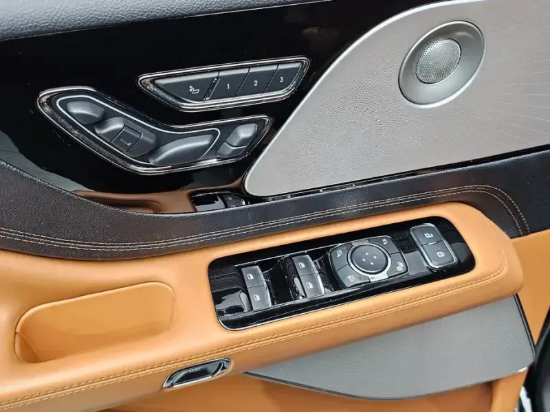2022 Lincoln Aviator с пробегом 63 663 км