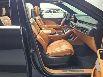 2022 Lincoln Aviator с пробегом 63 663 км