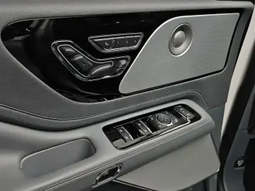 2021 Lincoln Aviator с пробегом 53 990 км