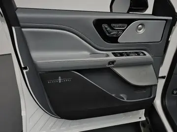 2021 Lincoln Aviator с пробегом 53 990 км