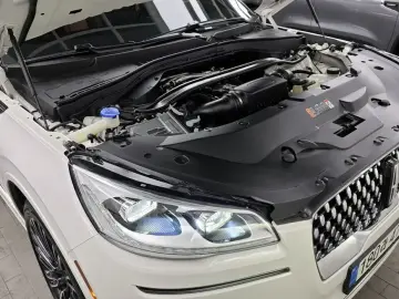 2023 Lincoln Aviator с пробегом 27 272 км
