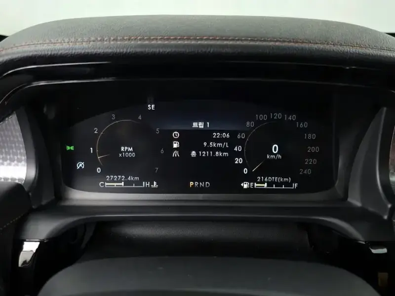2023 Lincoln Aviator с пробегом 27 272 км