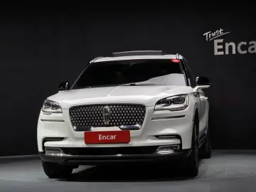 2023 Lincoln Aviator с пробегом 22 773 км