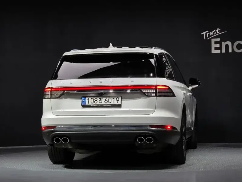 2023 Lincoln Aviator с пробегом 22 773 км