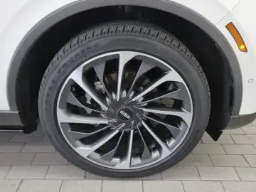 2023 Lincoln Aviator с пробегом 22 773 км