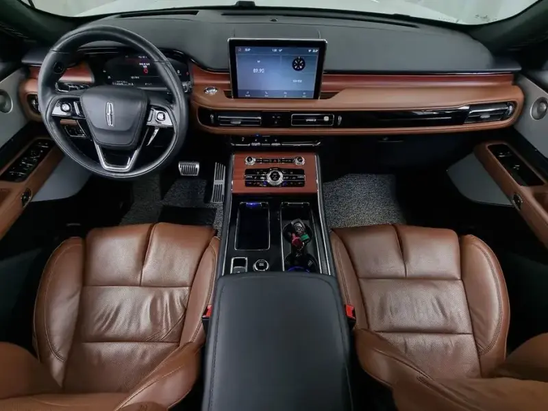 2023 Lincoln Aviator с пробегом 22 773 км