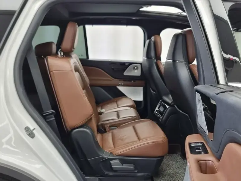 2023 Lincoln Aviator с пробегом 22 773 км