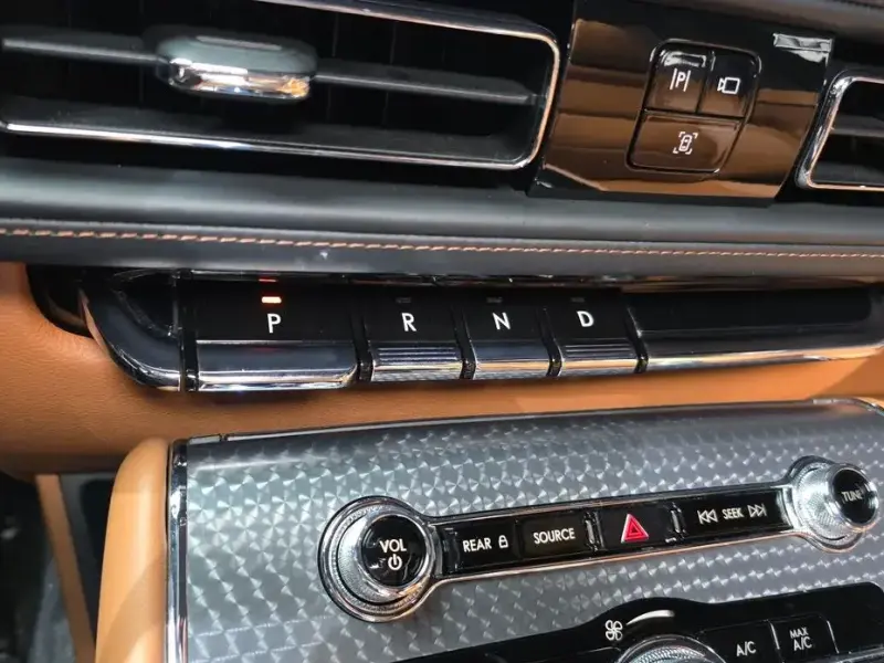 2021 Lincoln Aviator с пробегом 21 016 км