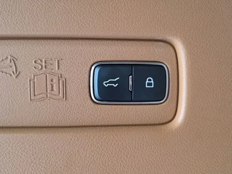 2021 Lincoln Aviator с пробегом 21 016 км