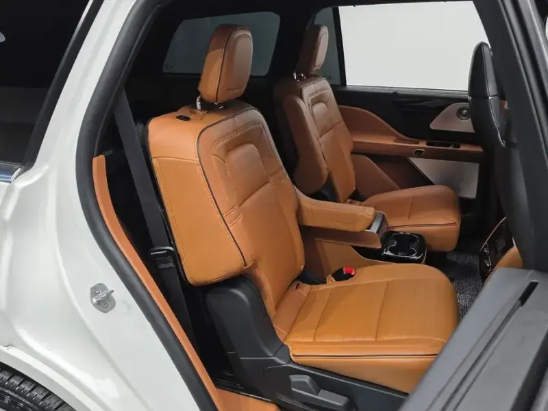 2023 Lincoln Aviator с пробегом 13 589 км