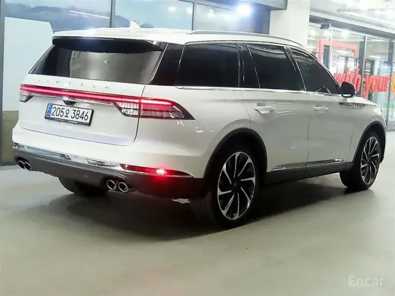 2023 Lincoln Aviator с пробегом 58 622 км