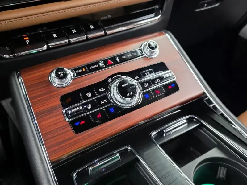2022 Lincoln Aviator с пробегом 37 384 км