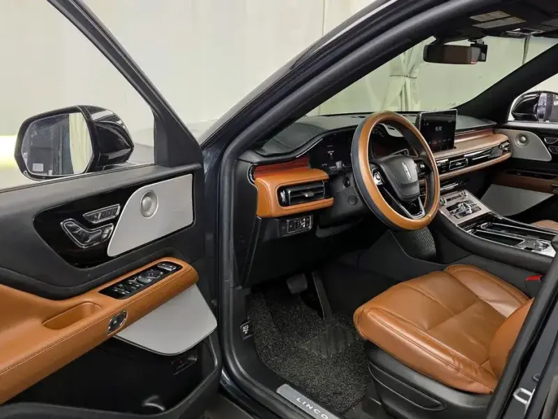 2022 Lincoln Aviator с пробегом 37 384 км