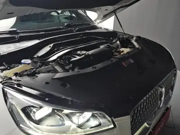 2021 Lincoln Aviator с пробегом 69 124 км