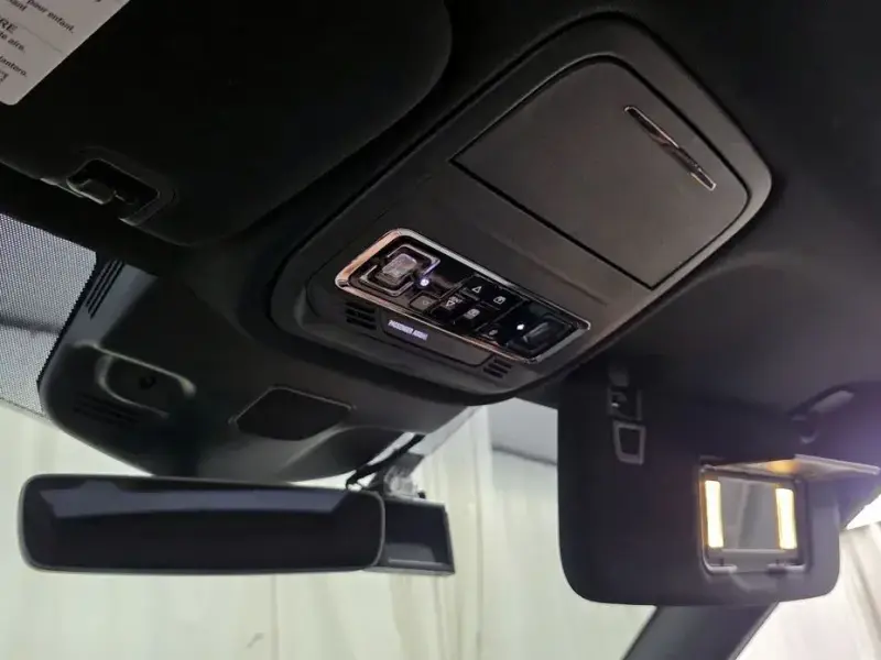 2022 Lincoln Aviator с пробегом 37 384 км