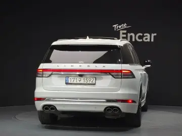 2021 Lincoln Aviator с пробегом 42 697 км