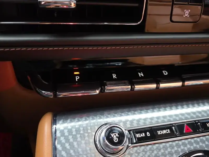 2021 Lincoln Aviator с пробегом 42 697 км