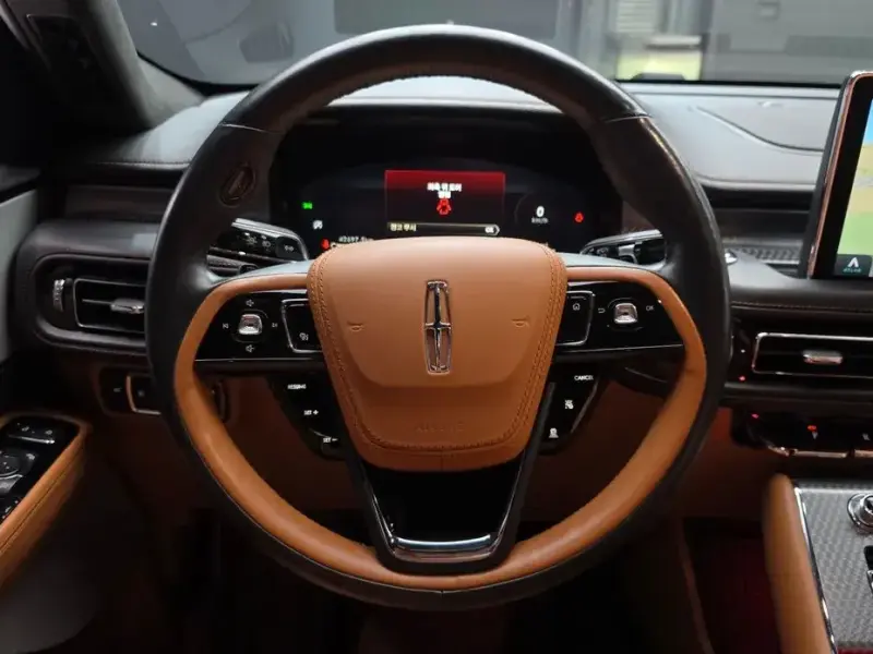 2021 Lincoln Aviator с пробегом 42 697 км