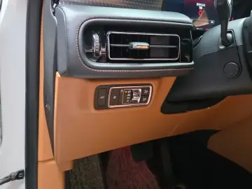 2021 Lincoln Aviator с пробегом 42 697 км