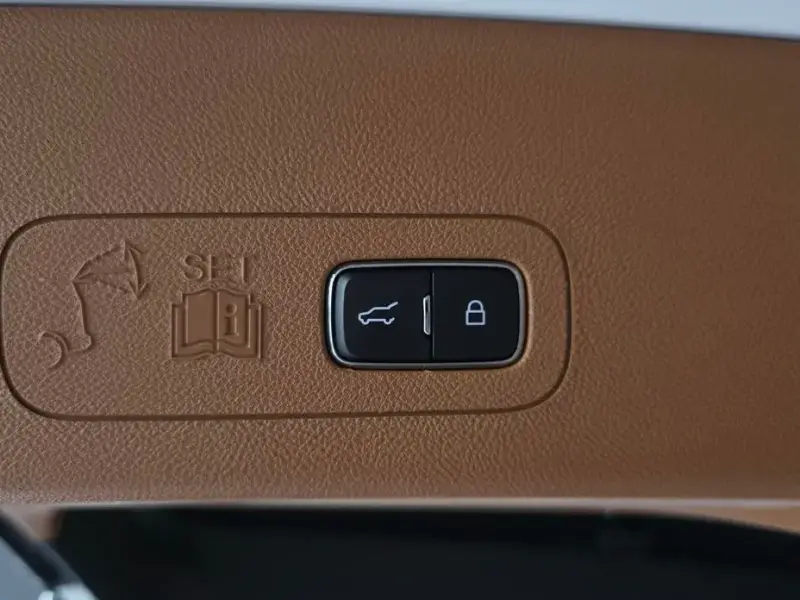 2021 Lincoln Aviator с пробегом 42 697 км