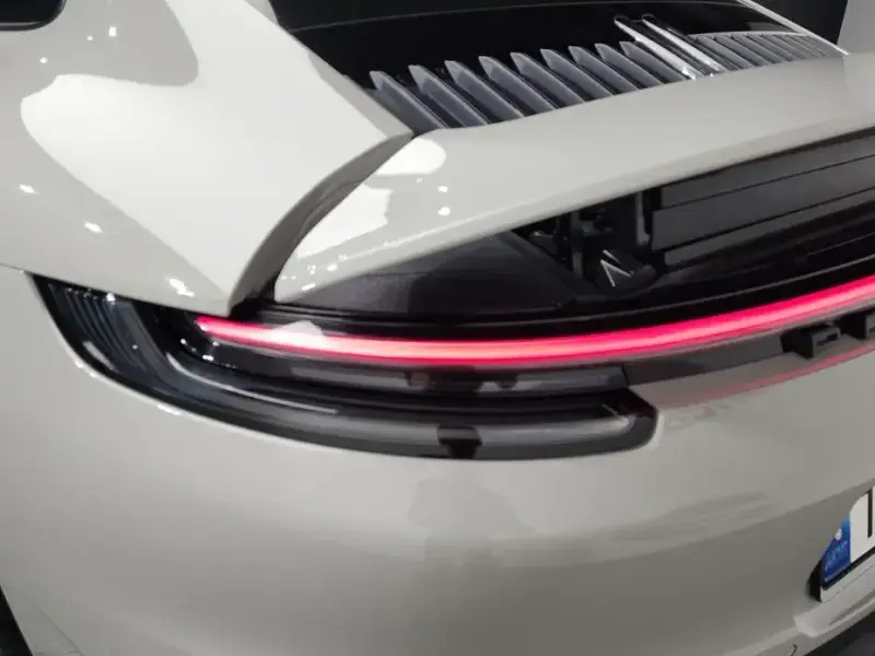 2022 Porsche 911 с пробегом 28 691 км