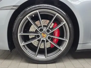 2020 Porsche 911 с пробегом 27 841 км