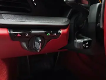 2021 Porsche 911 с пробегом 34 561 км