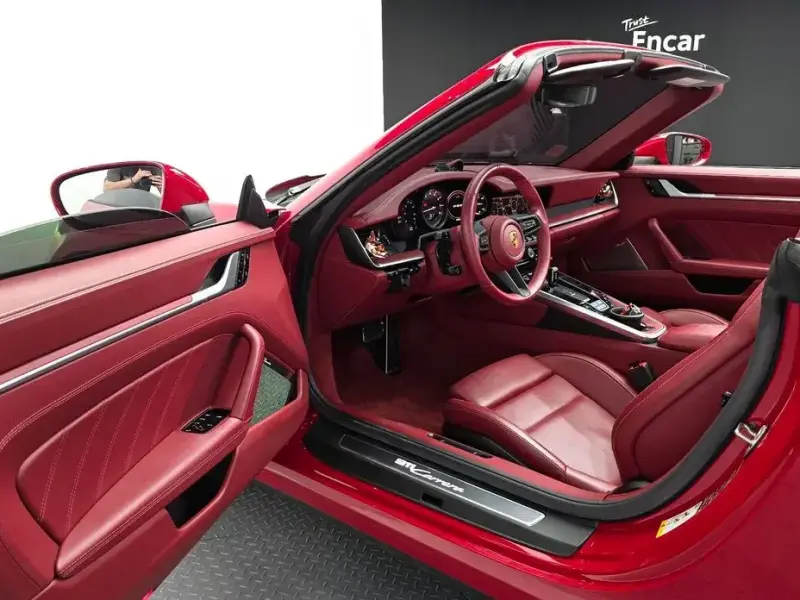 2021 Porsche 911 с пробегом 16 474 км