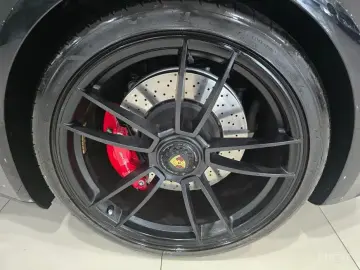2023 Porsche 911 с пробегом 14 267 км