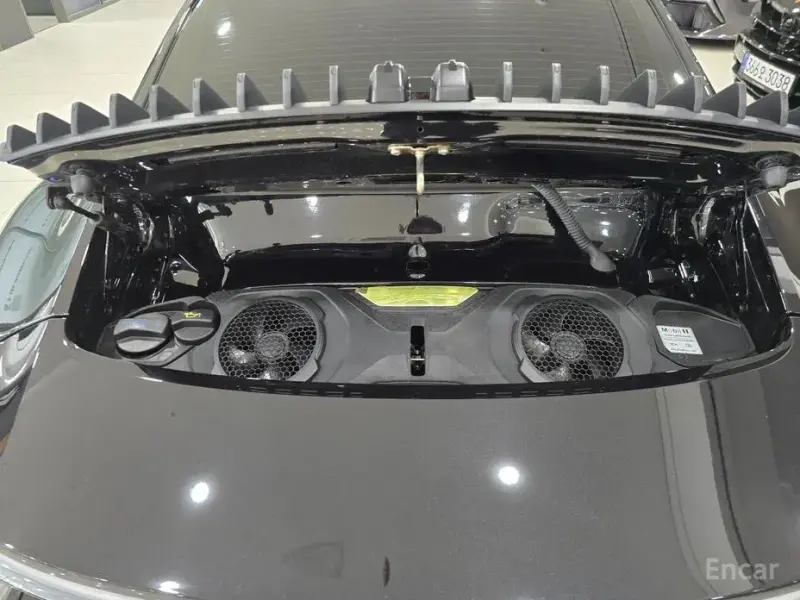2023 Porsche 911 с пробегом 14 267 км