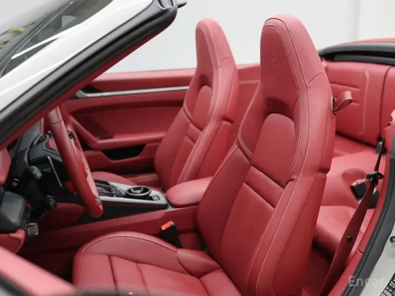 2023 Porsche 911 с пробегом 16 470 км