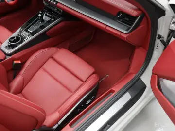 2023 Porsche 911 с пробегом 16 470 км