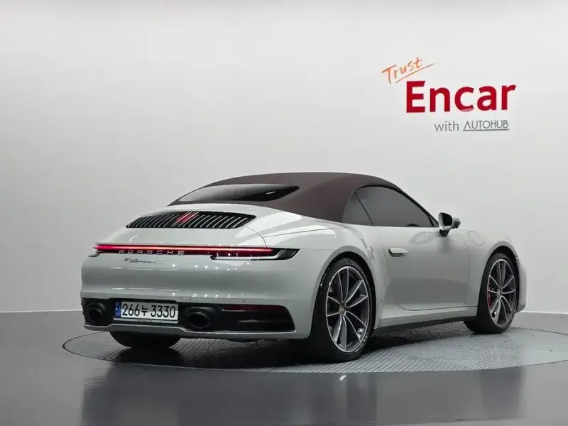 2021 Porsche 911 с пробегом 12 466 км