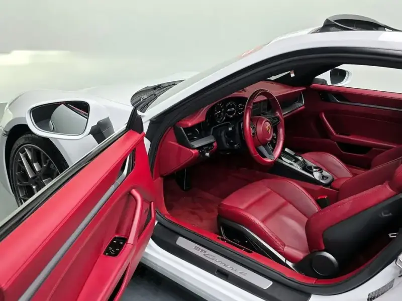 2020 Porsche 911 с пробегом 44 611 км