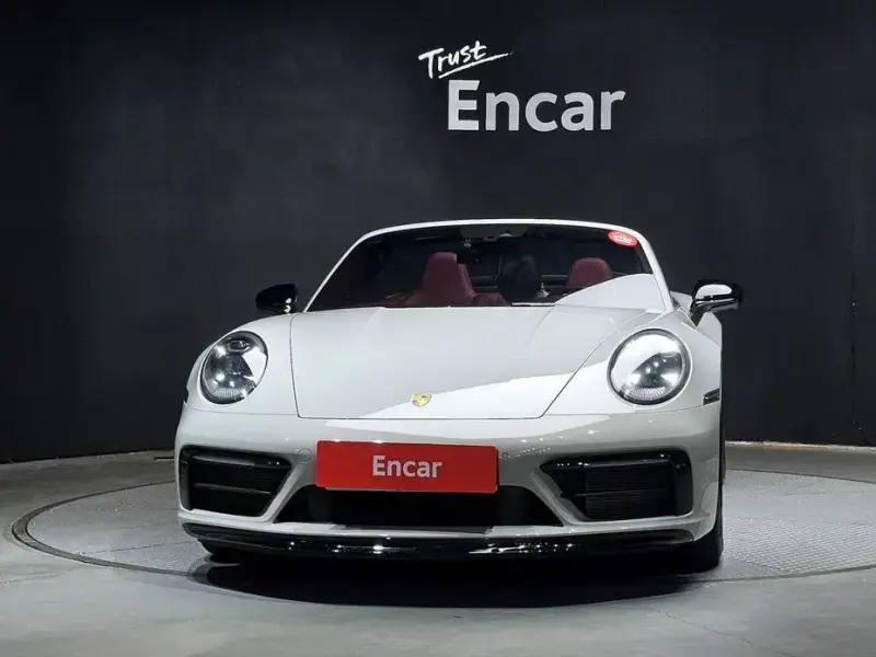 2023 Porsche 911 с пробегом 11 845 км