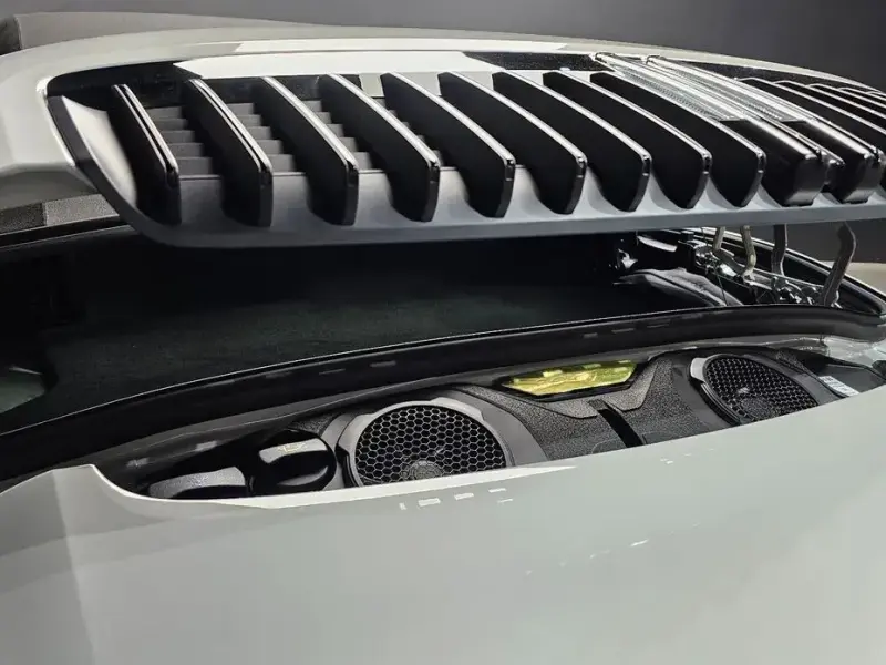 2023 Porsche 911 с пробегом 11 845 км