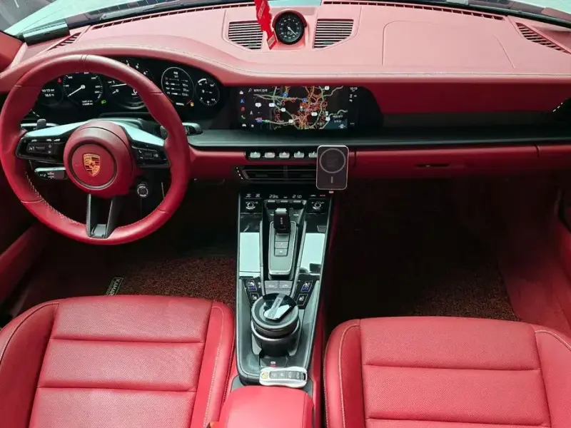2023 Porsche 911 с пробегом 11 845 км