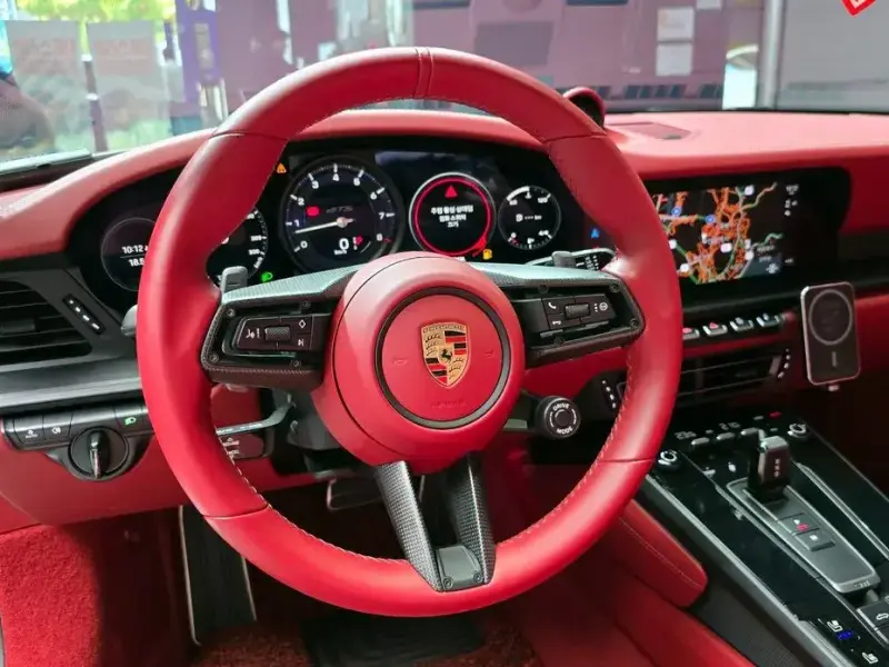 2023 Porsche 911 с пробегом 11 845 км