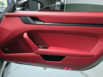 2023 Porsche 911 с пробегом 11 845 км