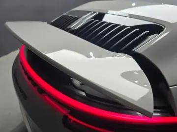 2023 Porsche 911 с пробегом 11 845 км