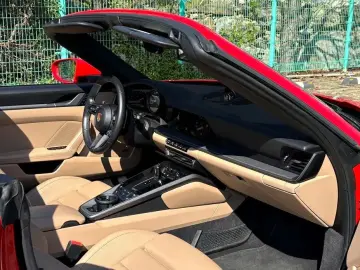 2022 Porsche 911 с пробегом 40 300 км