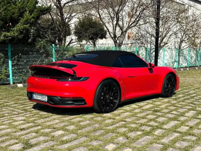 2022 Porsche 911 с пробегом 40 300 км