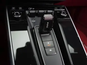 2023 Porsche 911 с пробегом 16 804 км