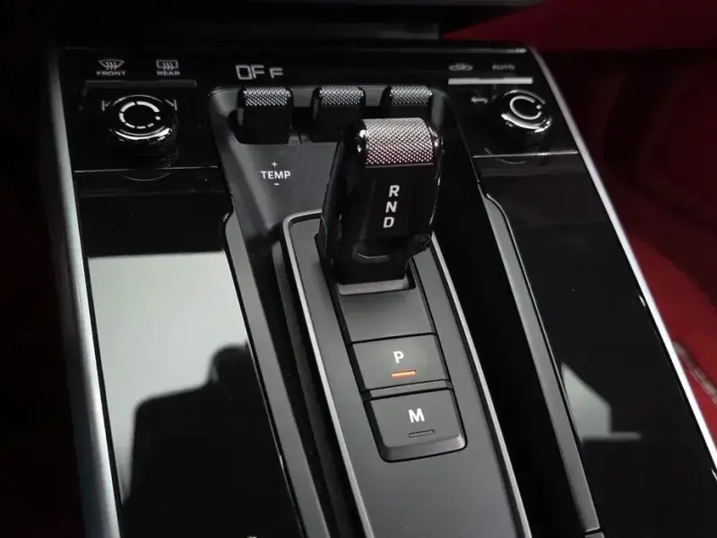 2023 Porsche 911 с пробегом 16 804 км