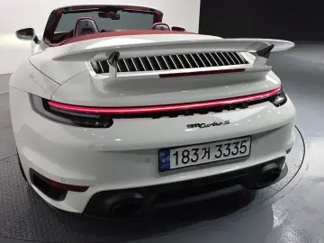 2023 Porsche 911 с пробегом 16 804 км